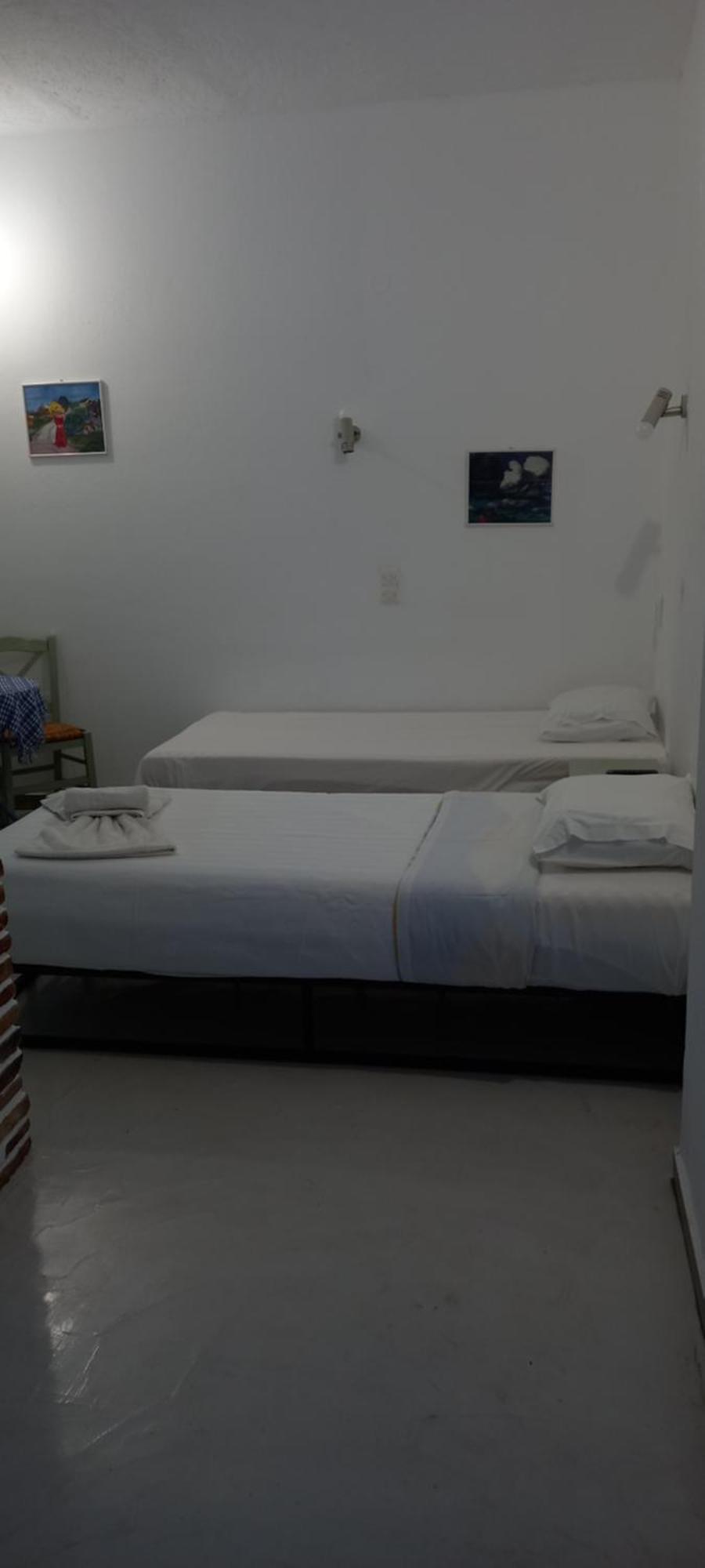 Aposperitis Rooms & Apartments Kini Zewnętrze zdjęcie